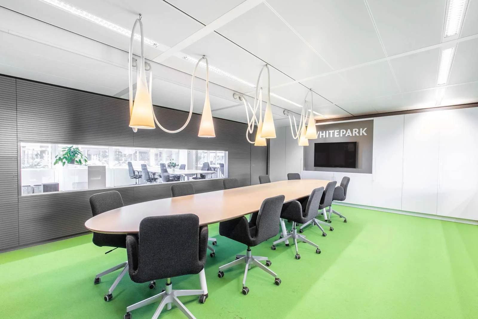 Regus Delft, Whitepark, Vergaderruimte voor 12 personen, Delft