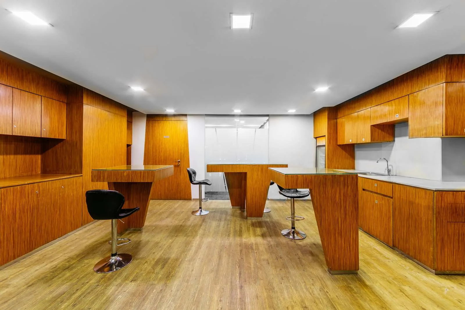 Regus DHAKA, UTC Building, Kitchen, Dhaka
