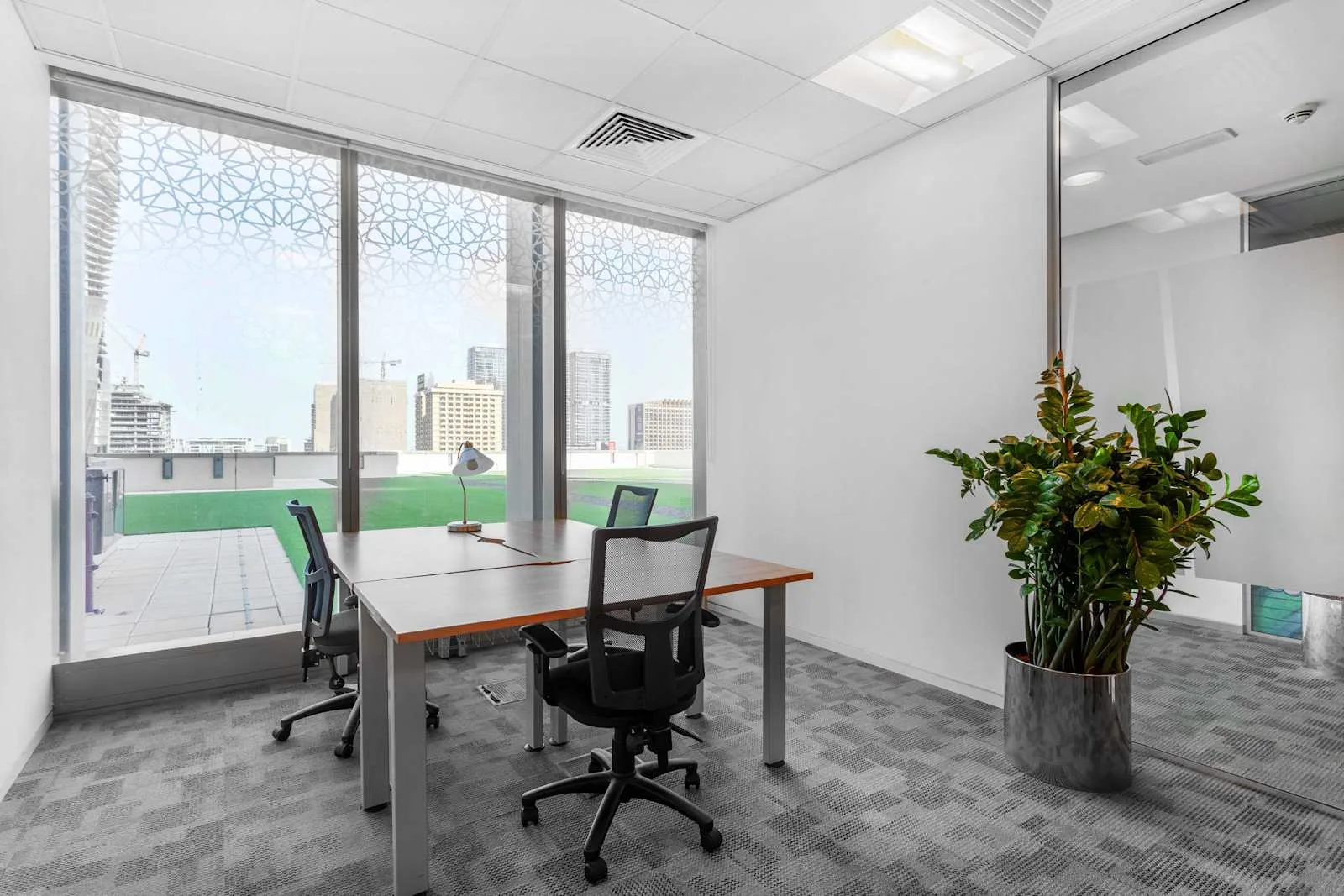 Regus DUBAI, Downtown, Despacho privado con 3 puestos, Dubai