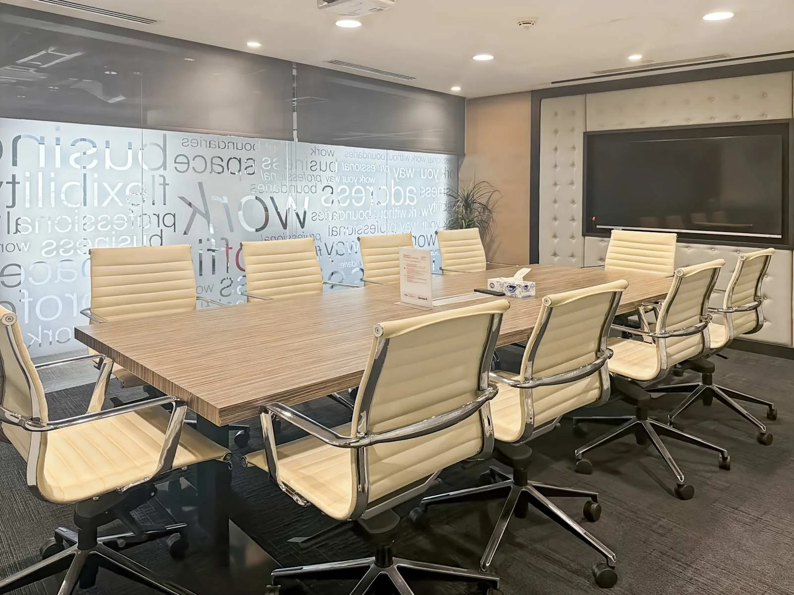Regus DUBAI, JAFZA One, Meeting room for 10 people, Media City, Dubai,