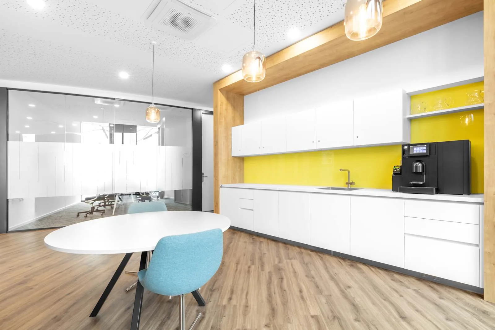 Regus DUSSELDORF, Theo 105, Küche, Düsseldorf