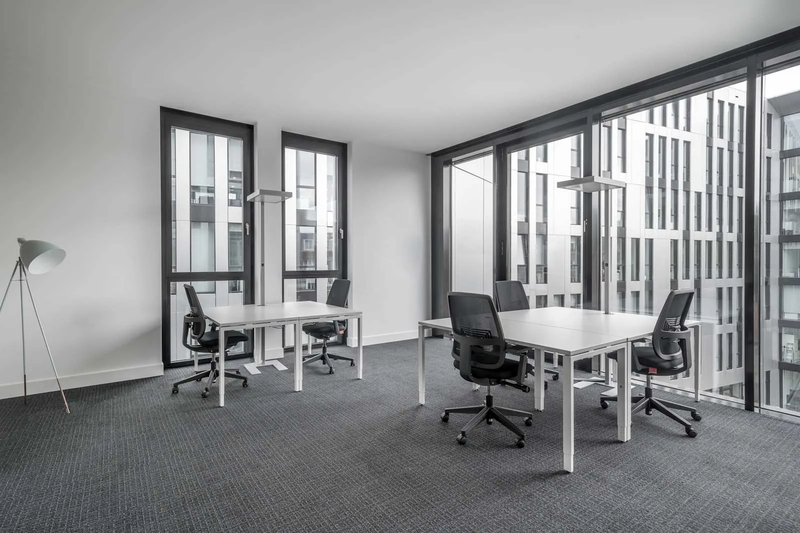Regus DUSSELDORF, Unternehmerstadt, Privatbüro mit 6 Arbeitsplätzen, Düsseldorf