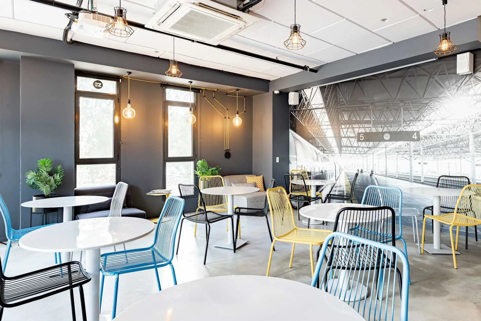 Regus Easyspace binyamina, Cafeteria, Binyamina