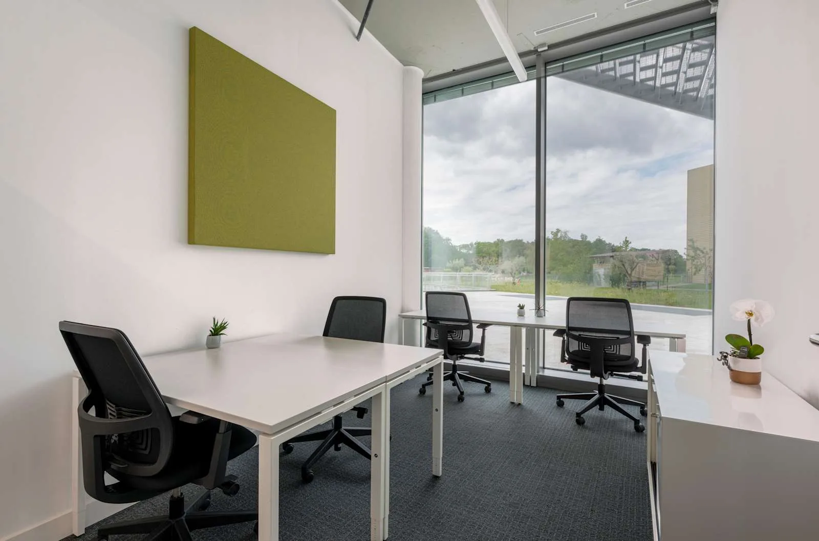 Regus ETOY, iLife City, Privatbüro mit 4 Arbeitsplätzen, Etoy