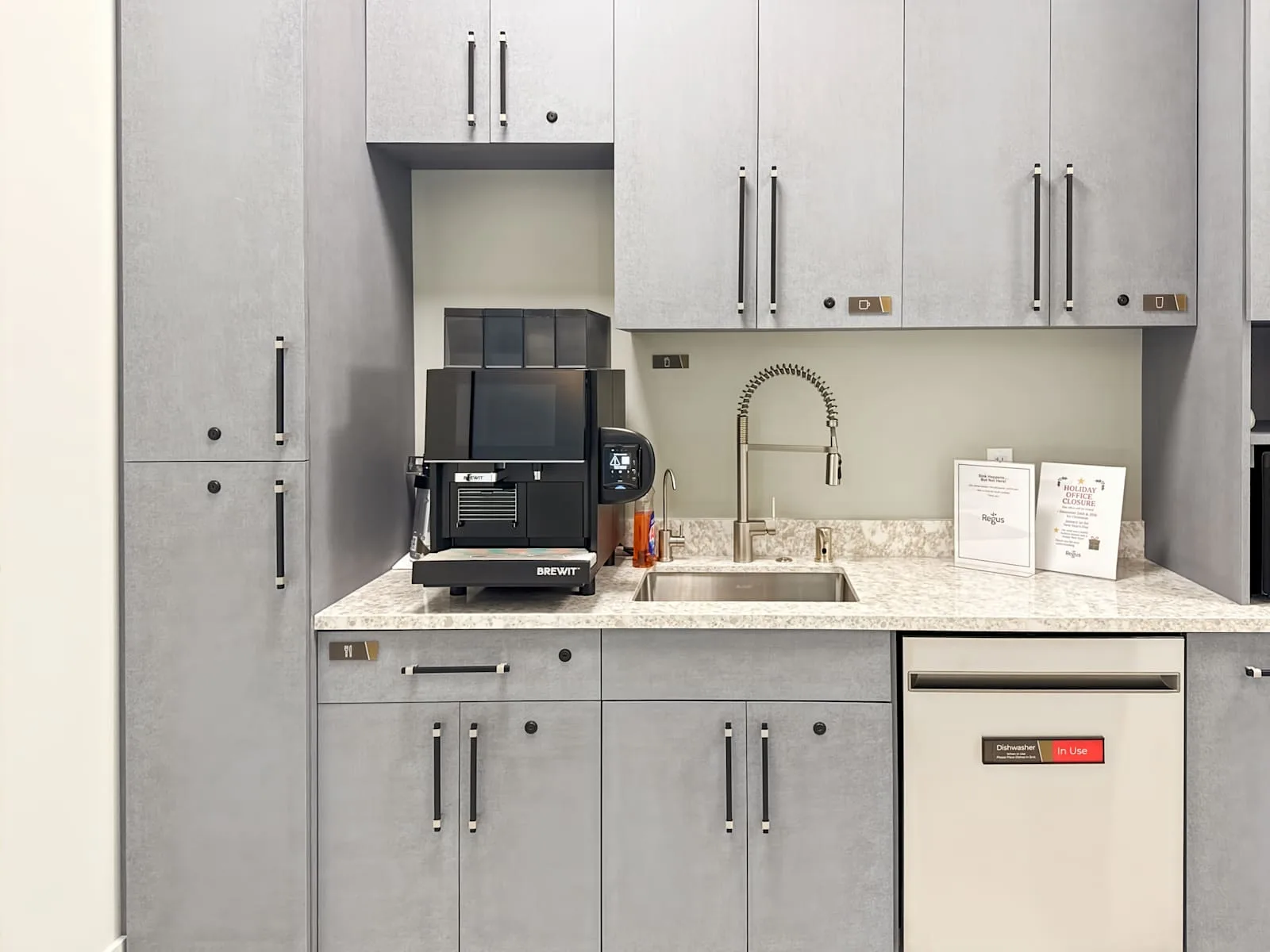 Regus FL, Apopka - Ocoee Apopka Rd, Kitchen, Apopka, FL