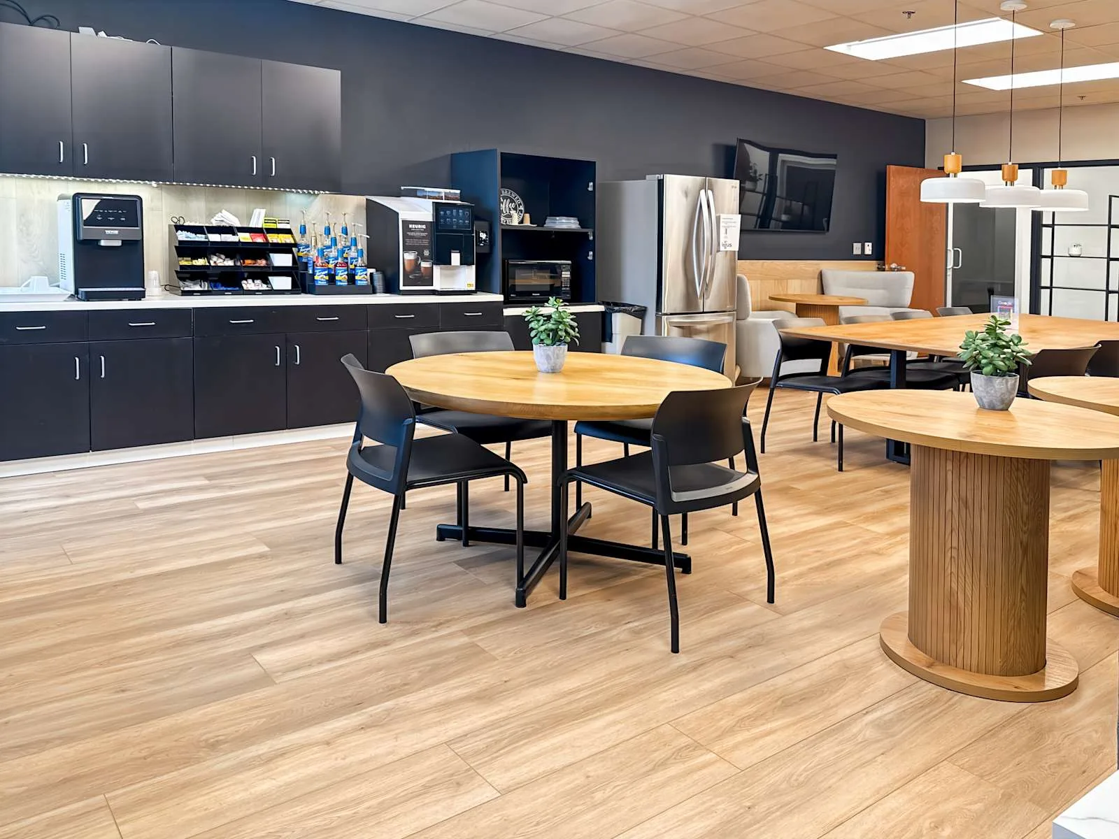 Regus FL, Clearwater - Tech Data Dr, Cafeteria, Clearwater, FL