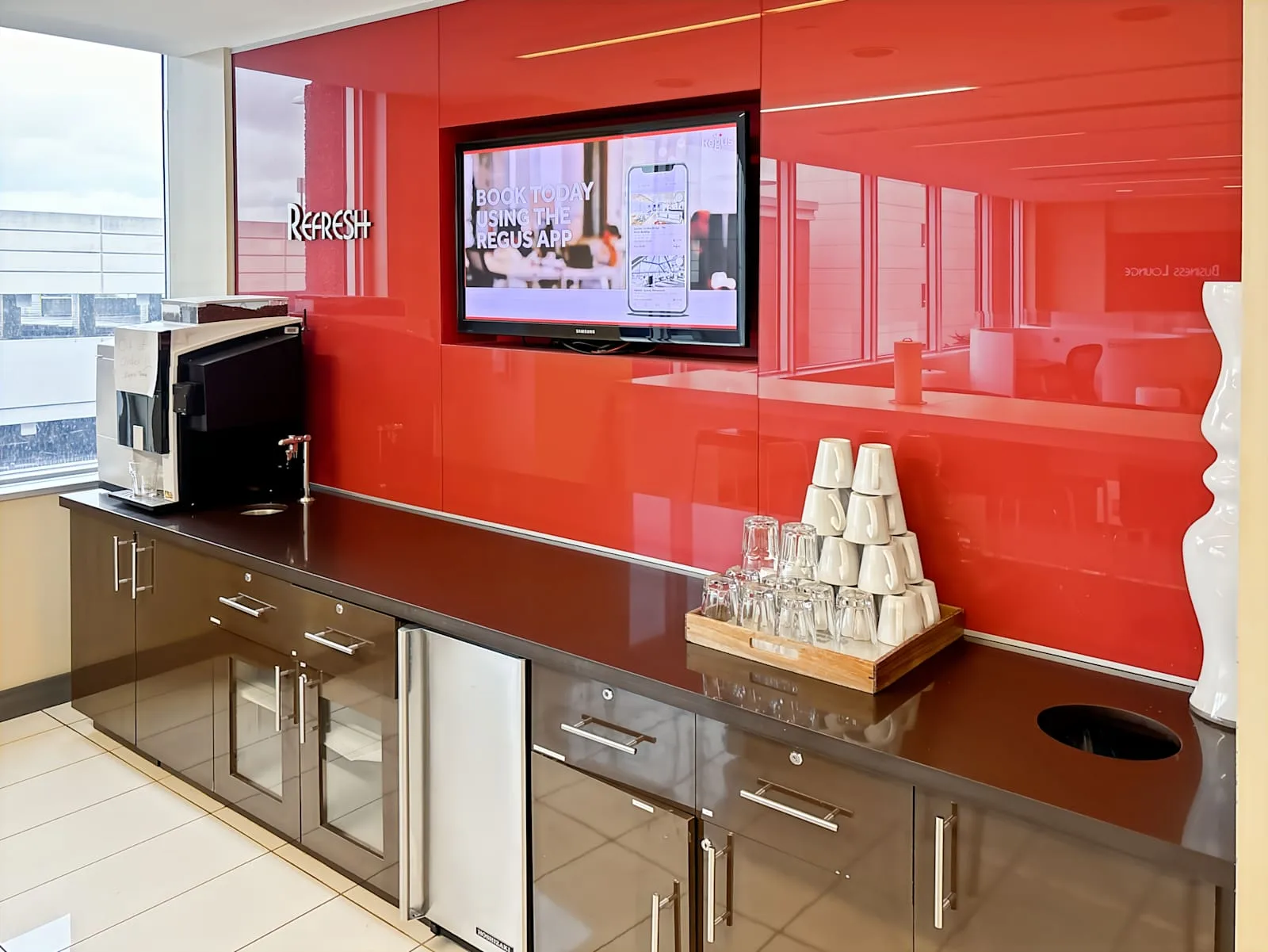 Regus FL, Doral – Downtown Doral, Kitchen, Doral, FL