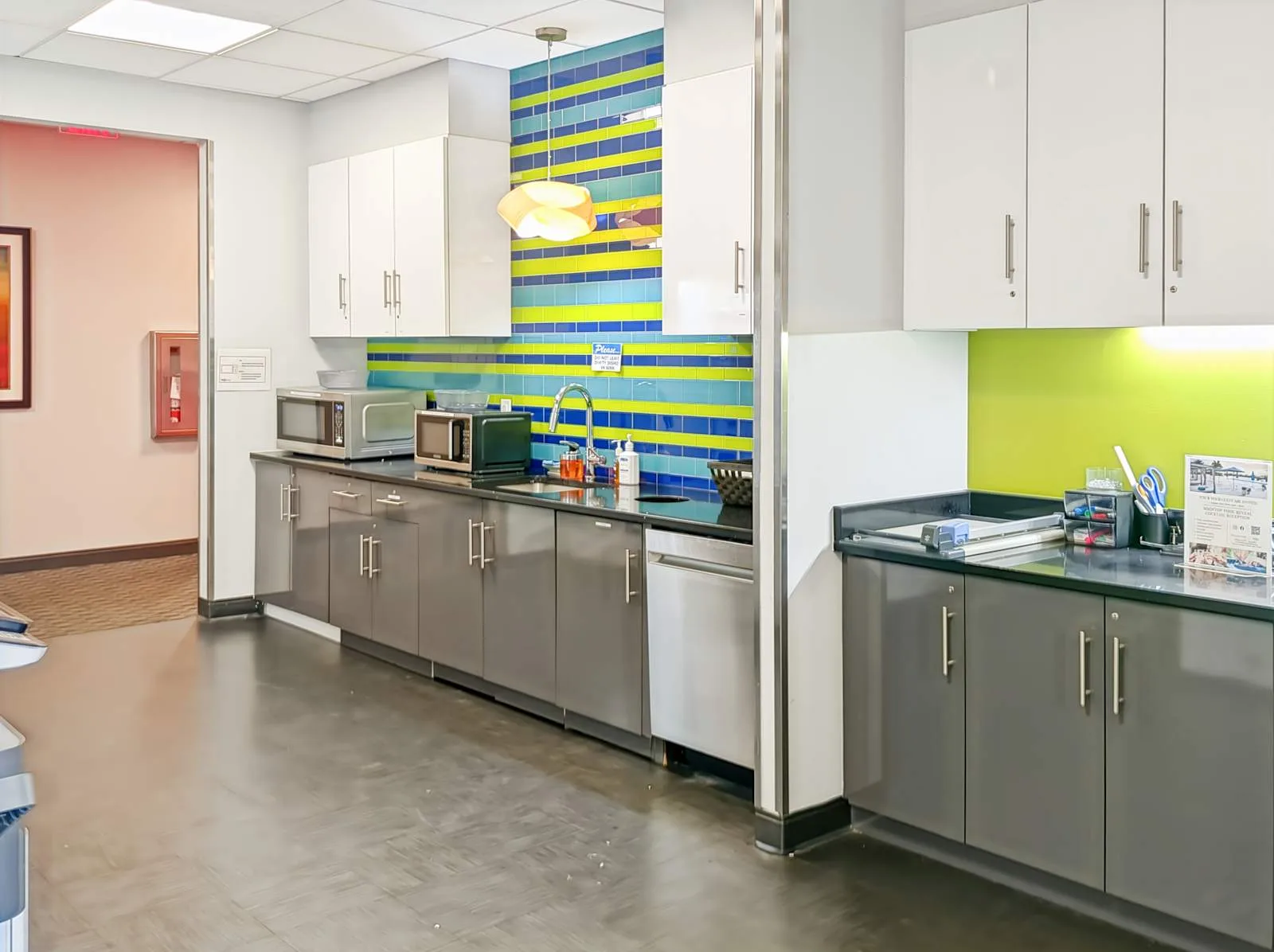 Regus FL, Ft. Lauderdale – Cypress Park West, Kitchen, Ft. Lauderdale, FL