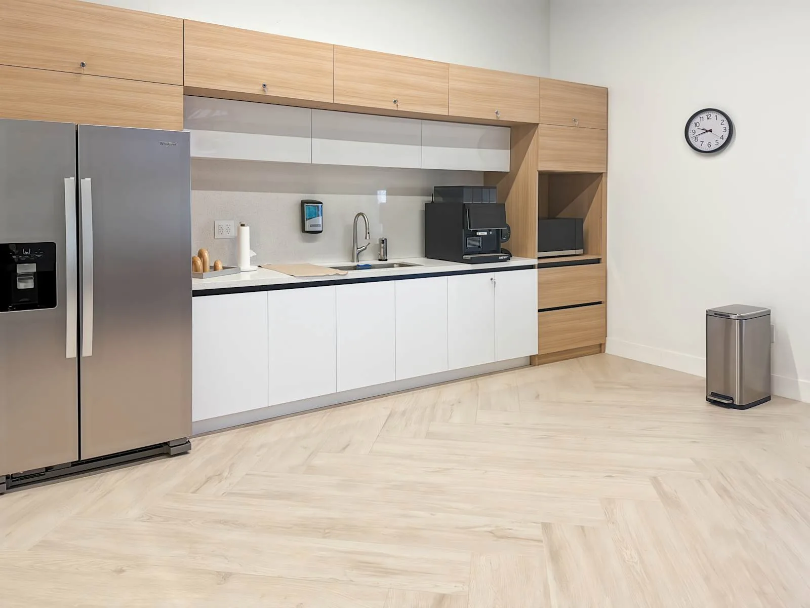 Regus FL, Medley - 72nd Ave, Kitchen, Medley, FL