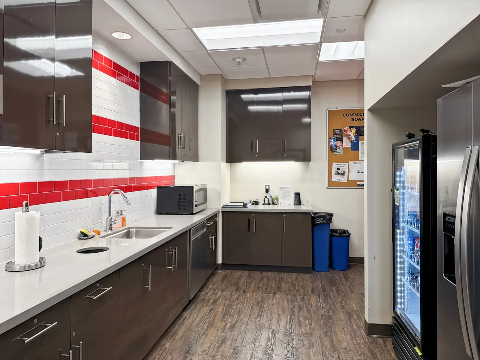 Regus FL, Miami - Wells Fargo Plaza, Kitchen, Miami, FL
