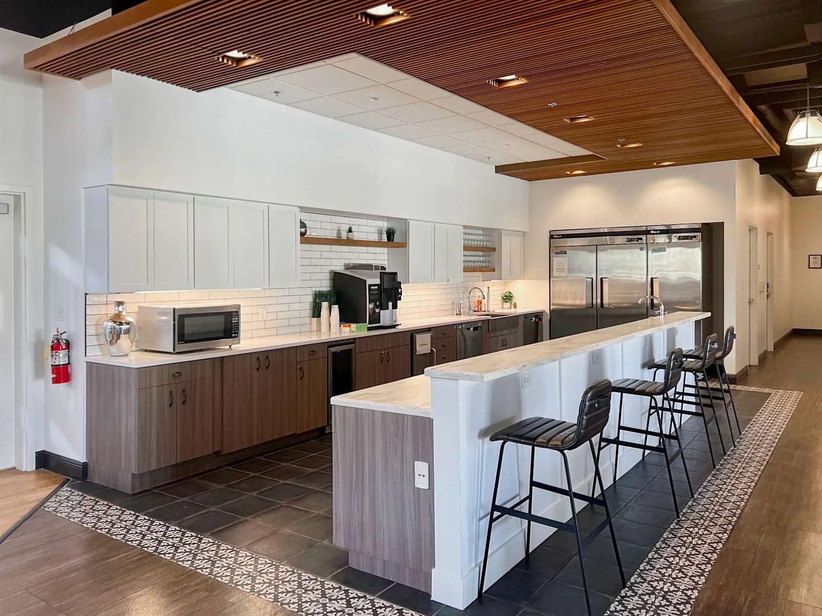 Regus FL, Orlando - Exchange Building, Kitchen, Orlando, FL