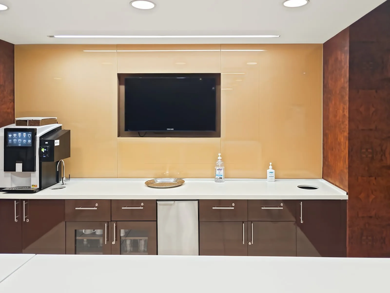 Regus FL, Palm Beach Gardens – Financial District, Kitchen, Palm Beach Gardens, FL