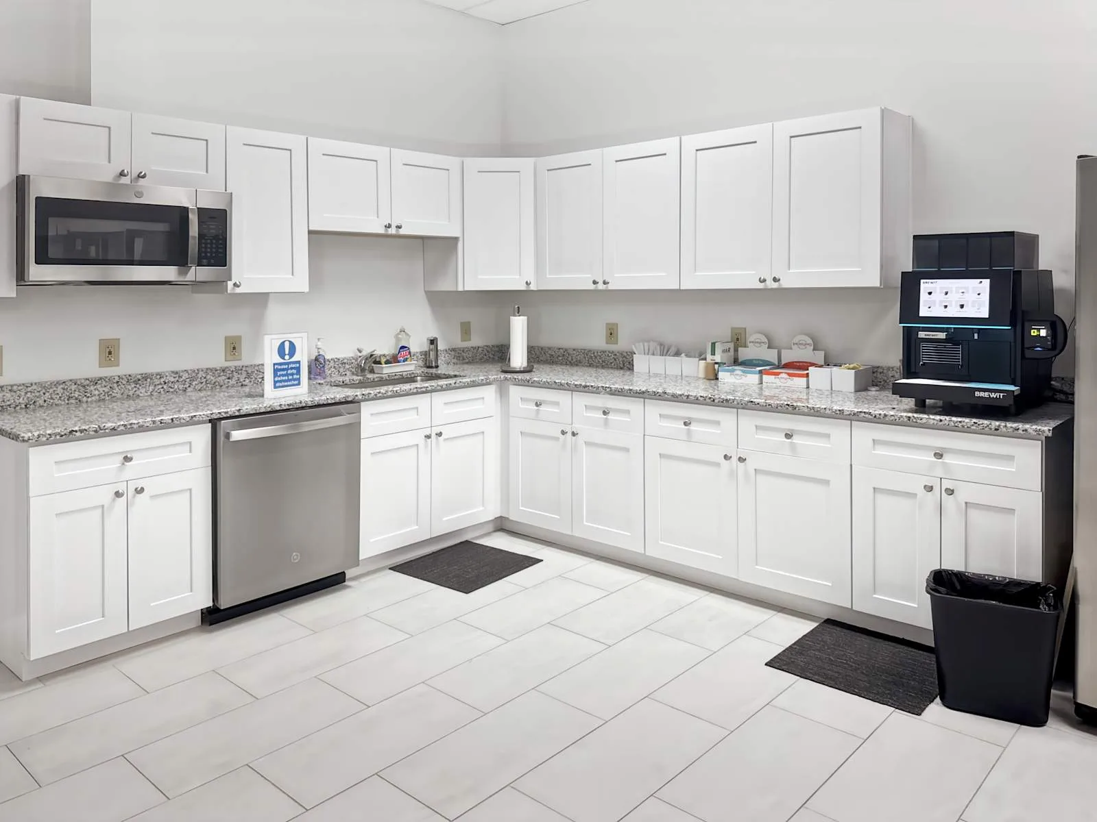 Regus FL, Riverview - Crescent Park, Kitchen, Riverview, FL