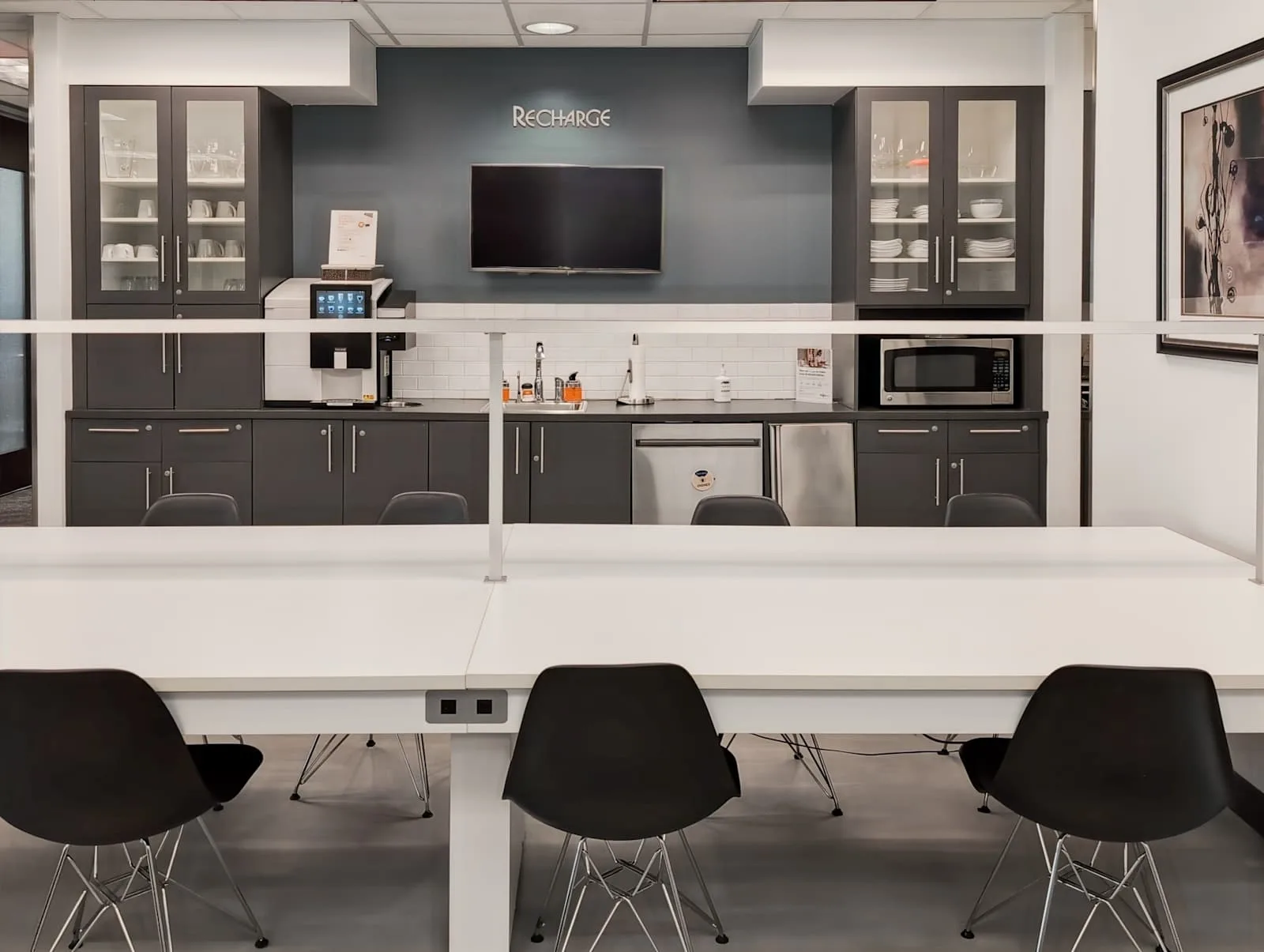 Regus FL, Tampa - Wells Fargo, Cafeteria, Tampa, FL