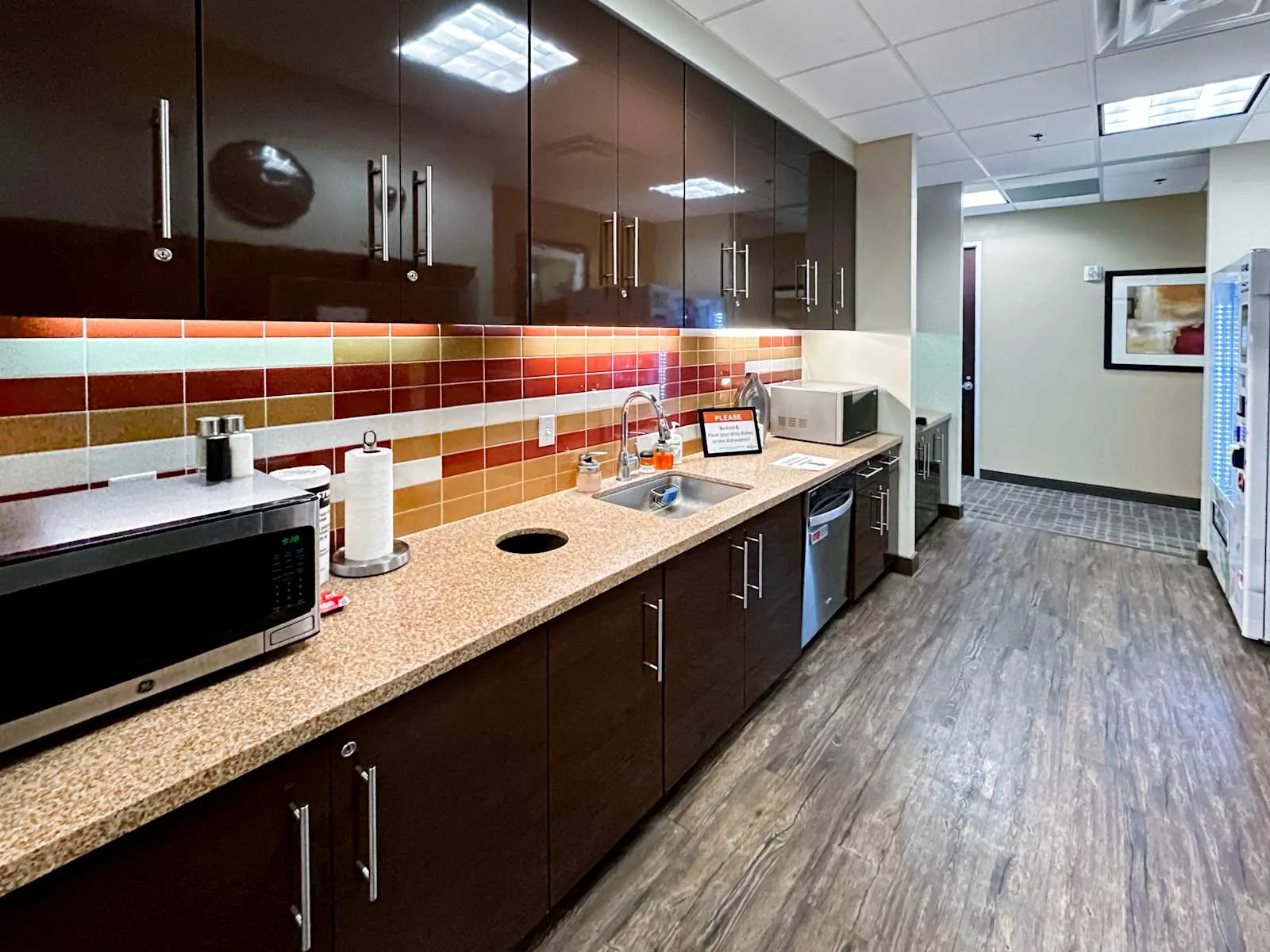 Regus FL, Winter Park - Heritage Park, Kitchen, Winter Park, FL
