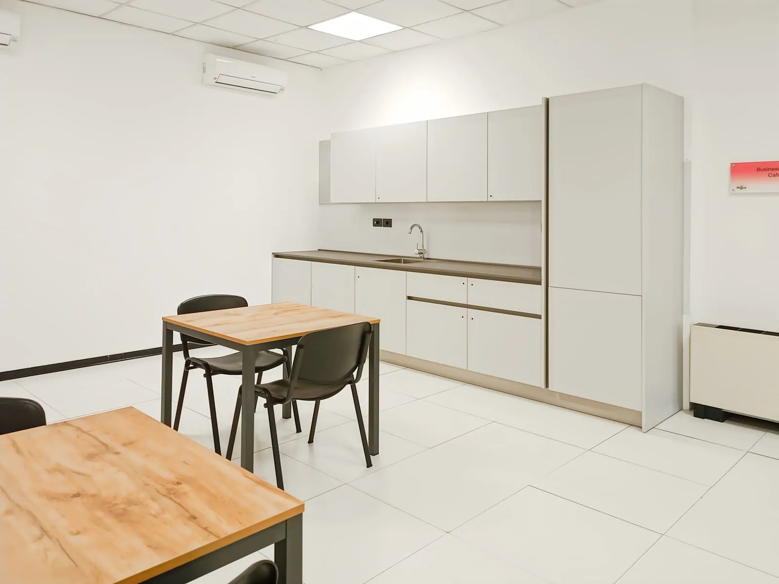 Regus Forlì, Dragoni, Kitchen, Forlì