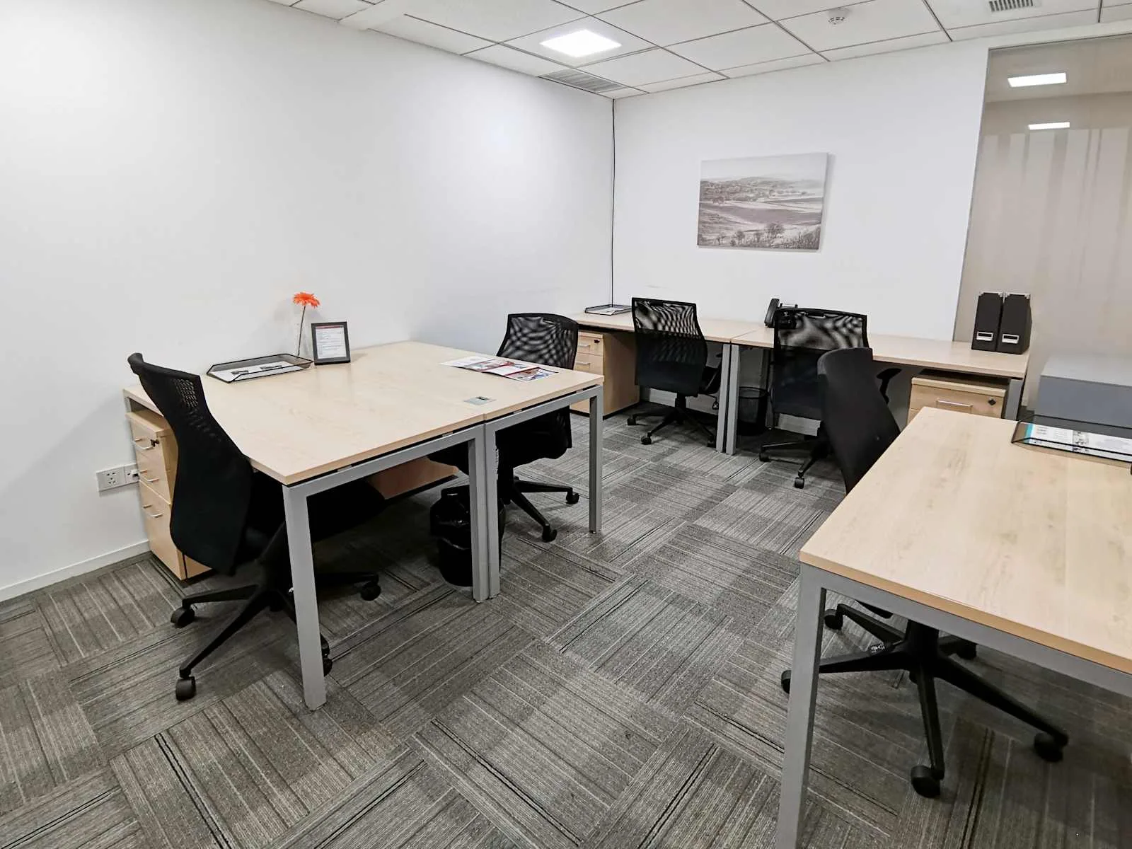 Regus FOSHAN, Huahui Building、5个工位的独立办公室、佛山市