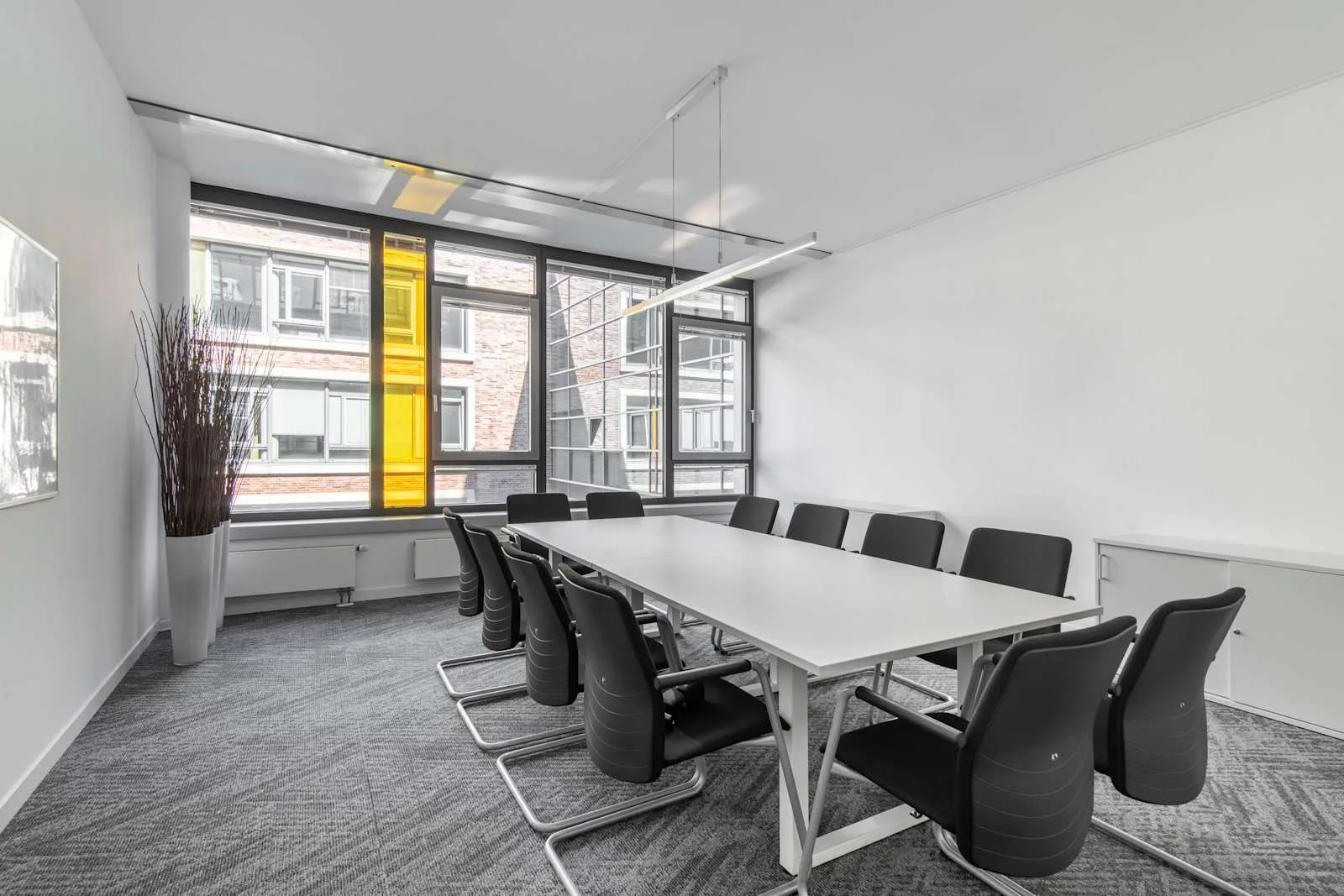 Regus FRANKFURT, AOC Hanauer Landstraße, Besprechungsraum für 12 Personen, Frankfurt am Main