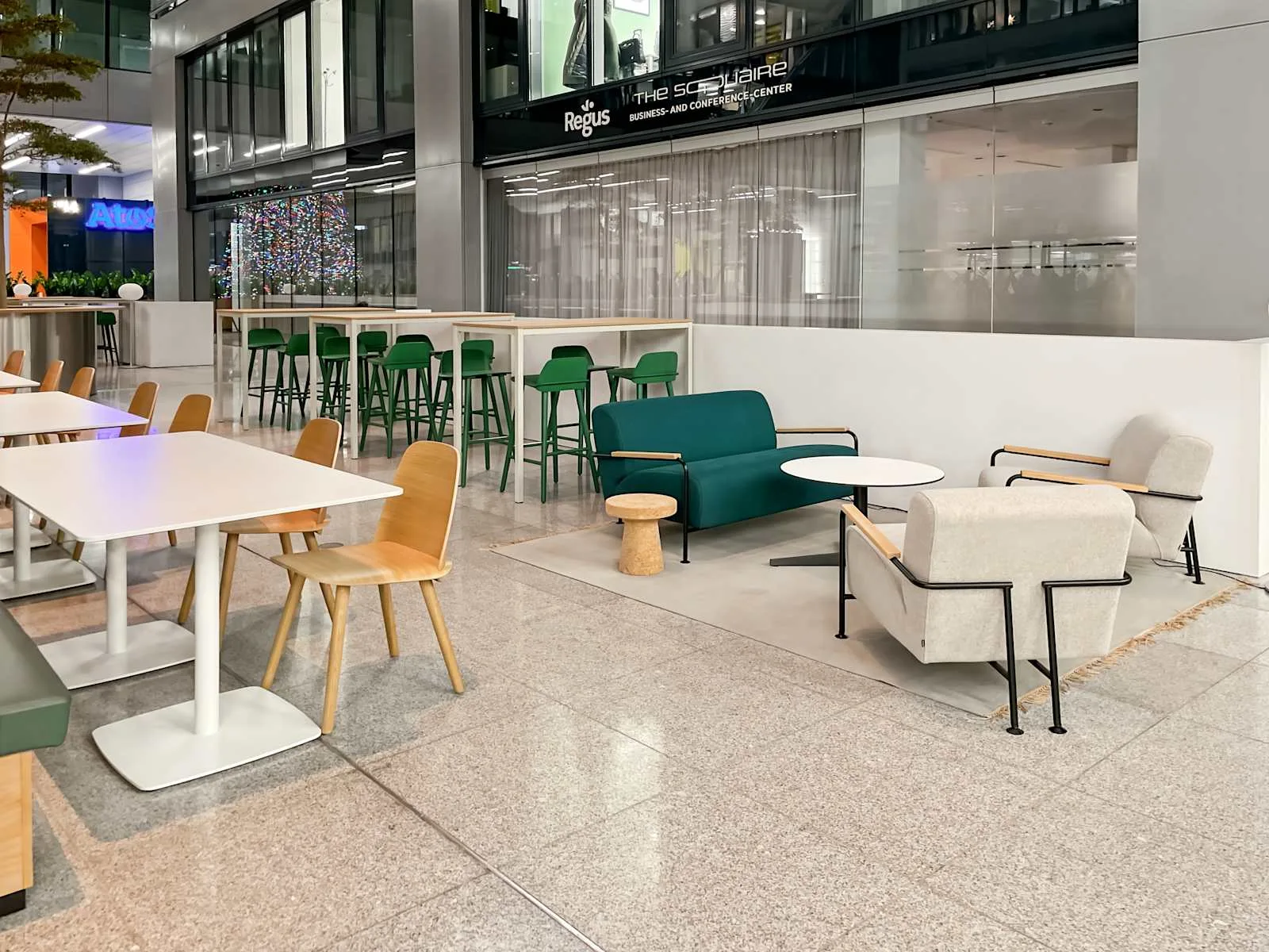Regus FRANKFURT, THE SQUAIRE Business Center, Coworking-Space, Frankfurt am Main