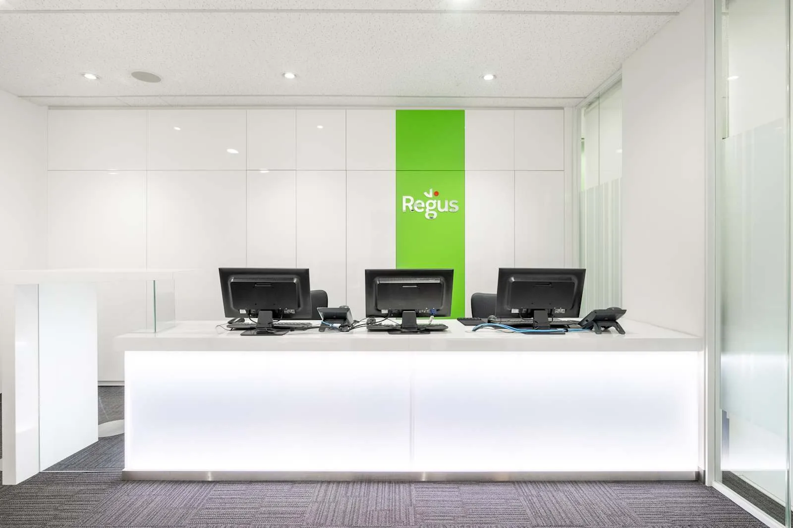 Regus FUKUOKA, Tenjin Minami, Reception, Fukuoka