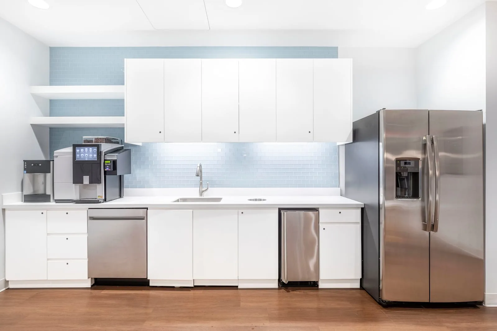 Regus GA, Alpharetta - Mansell, Kitchen, Alpharetta, GA