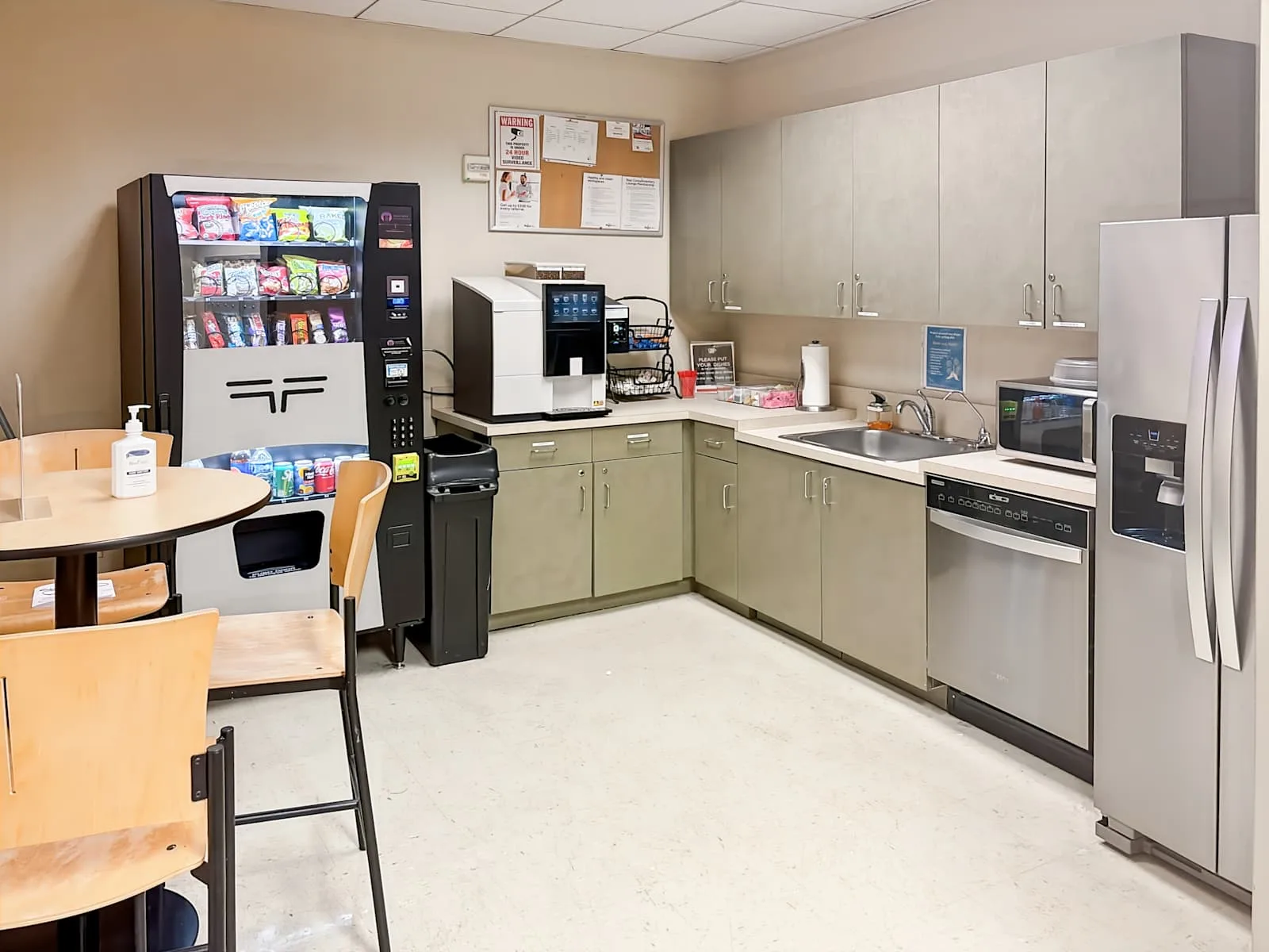Regus GA, Atlanta - Sterling Pointe, Kitchen, Atlanta, GA