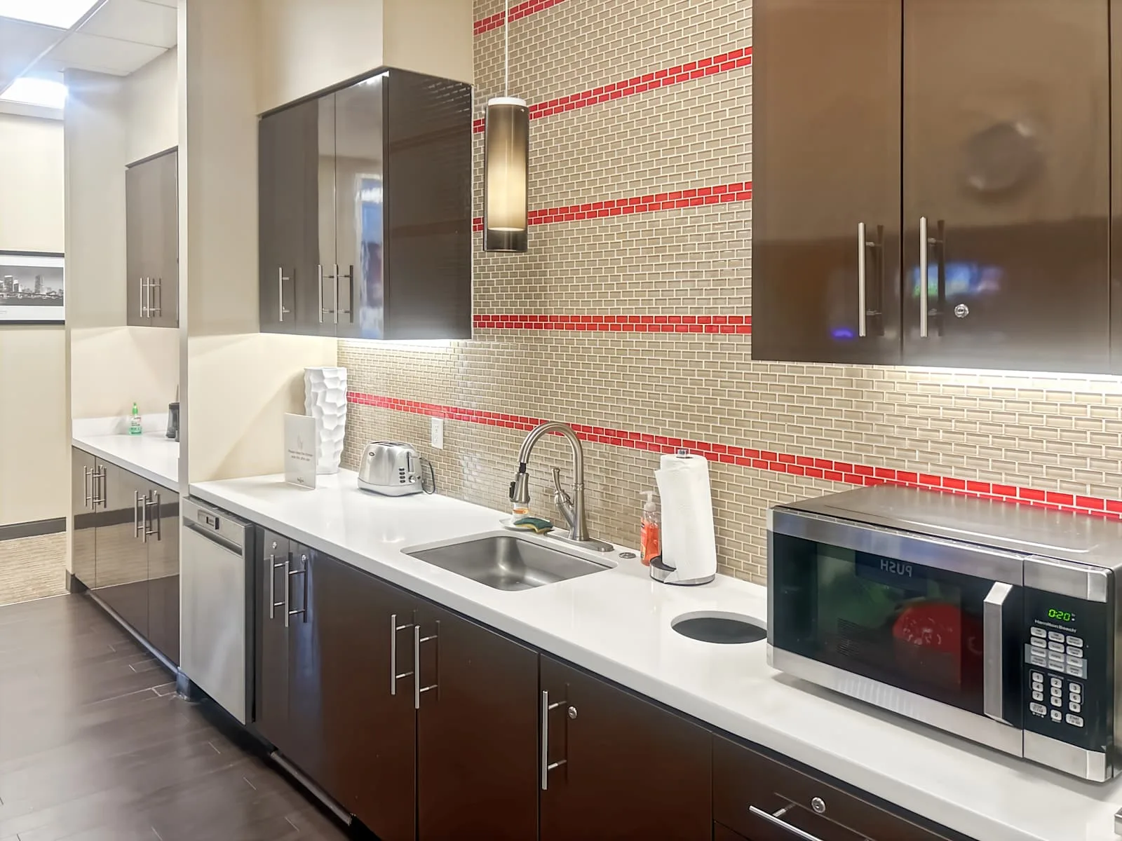 Regus GA, Cumming – The Avenue Forsyth, Kitchen, Cumming, GA