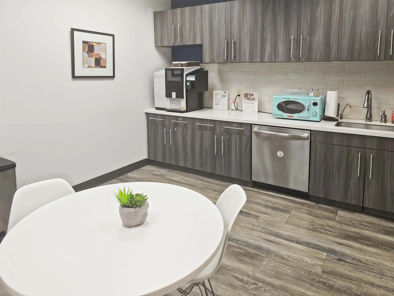 Regus GA, Duluth - Satellite Place, Kitchen, Duluth, GA