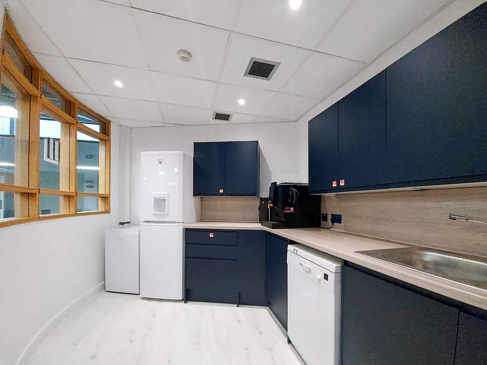 Regus Glasgow Airport, India of Inchinnan, Kitchen, Renfrew