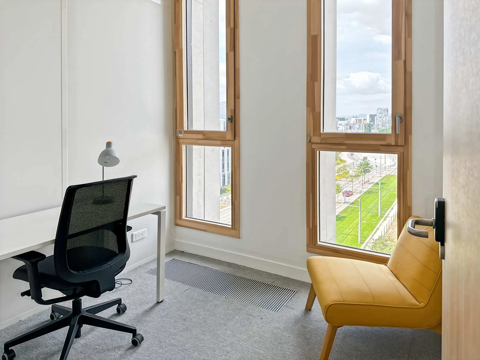 Regus Grenoble, Le Spring, Bureau privatif 1 poste, Grenoble
