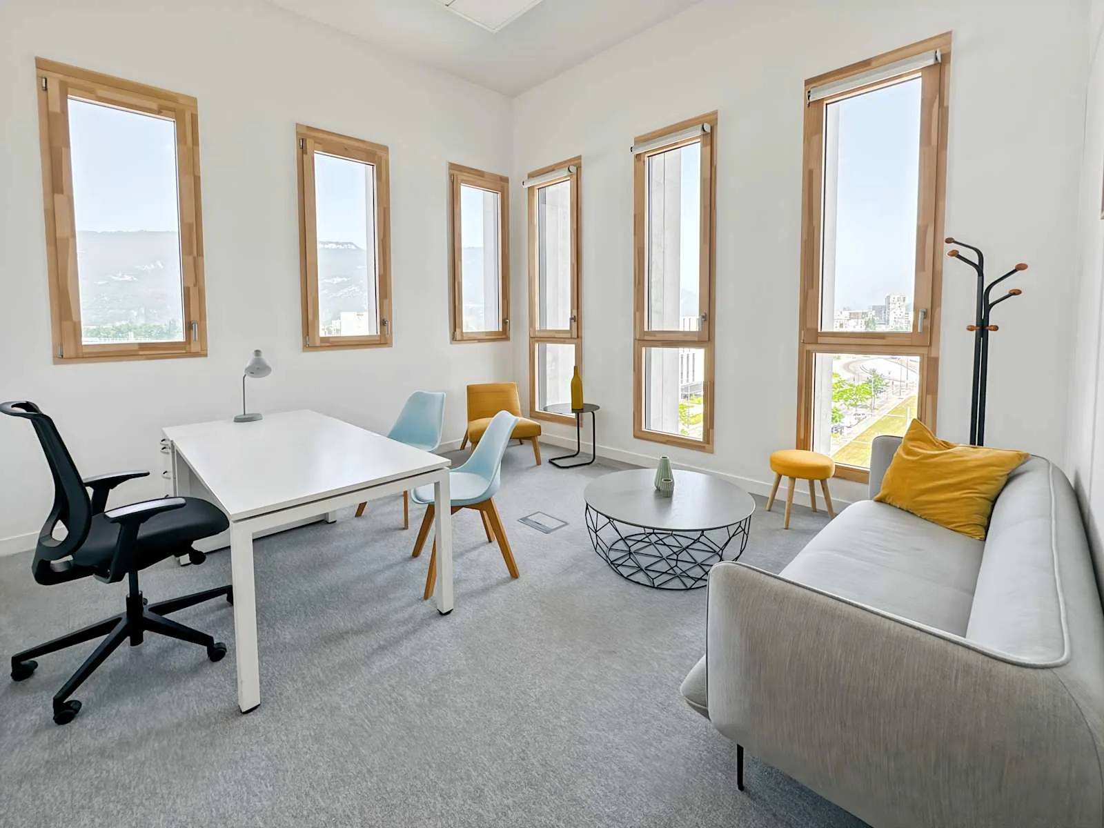 Regus Grenoble, Le Spring, Bureau privatif 1 poste, Grenoble