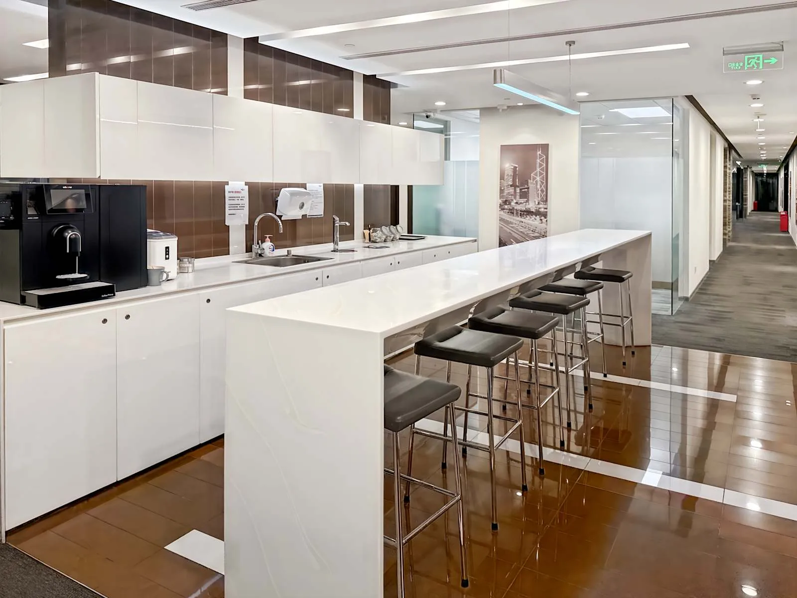 Regus GUANGZHOU, Kingold Century Centre、厨房、广州市