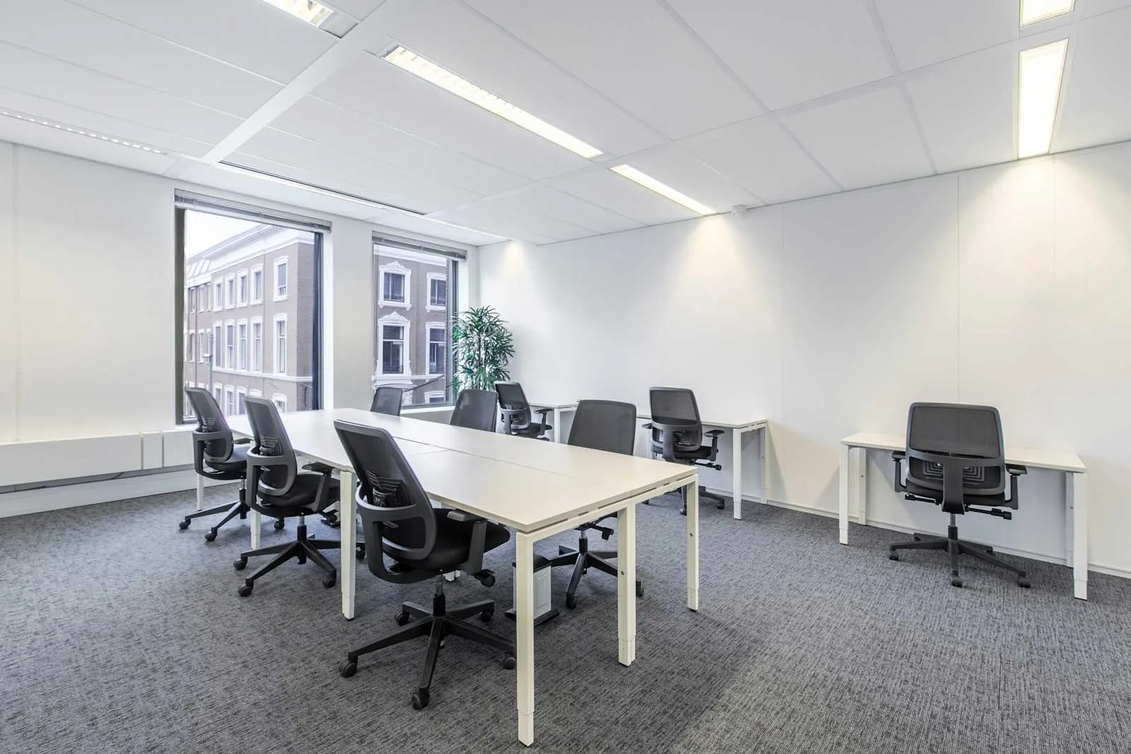 Regus THE HAGUE, City, Private office, 9 desks, The Hague