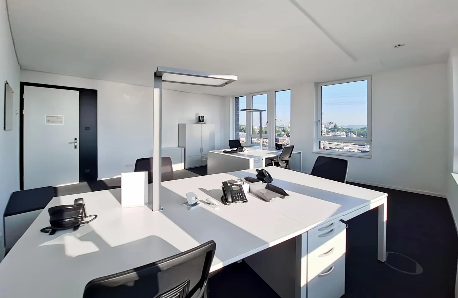 Regus HAMBURG, Hafen Süderelbe, Privatbüro mit 6 Arbeitsplätzen, Hamburg