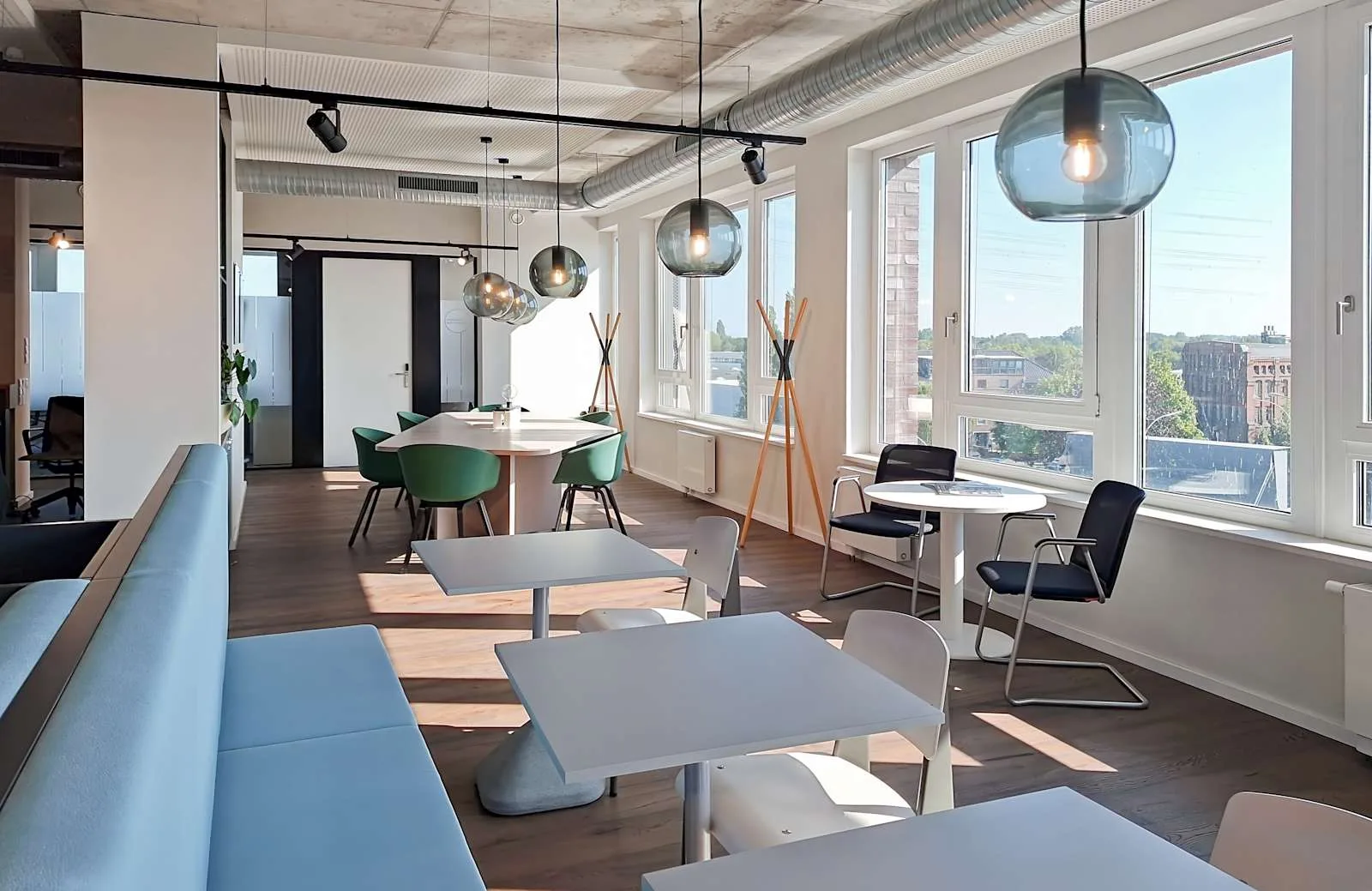 Regus HAMBURG, Hafen Süderelbe, Kantine, Hamburg