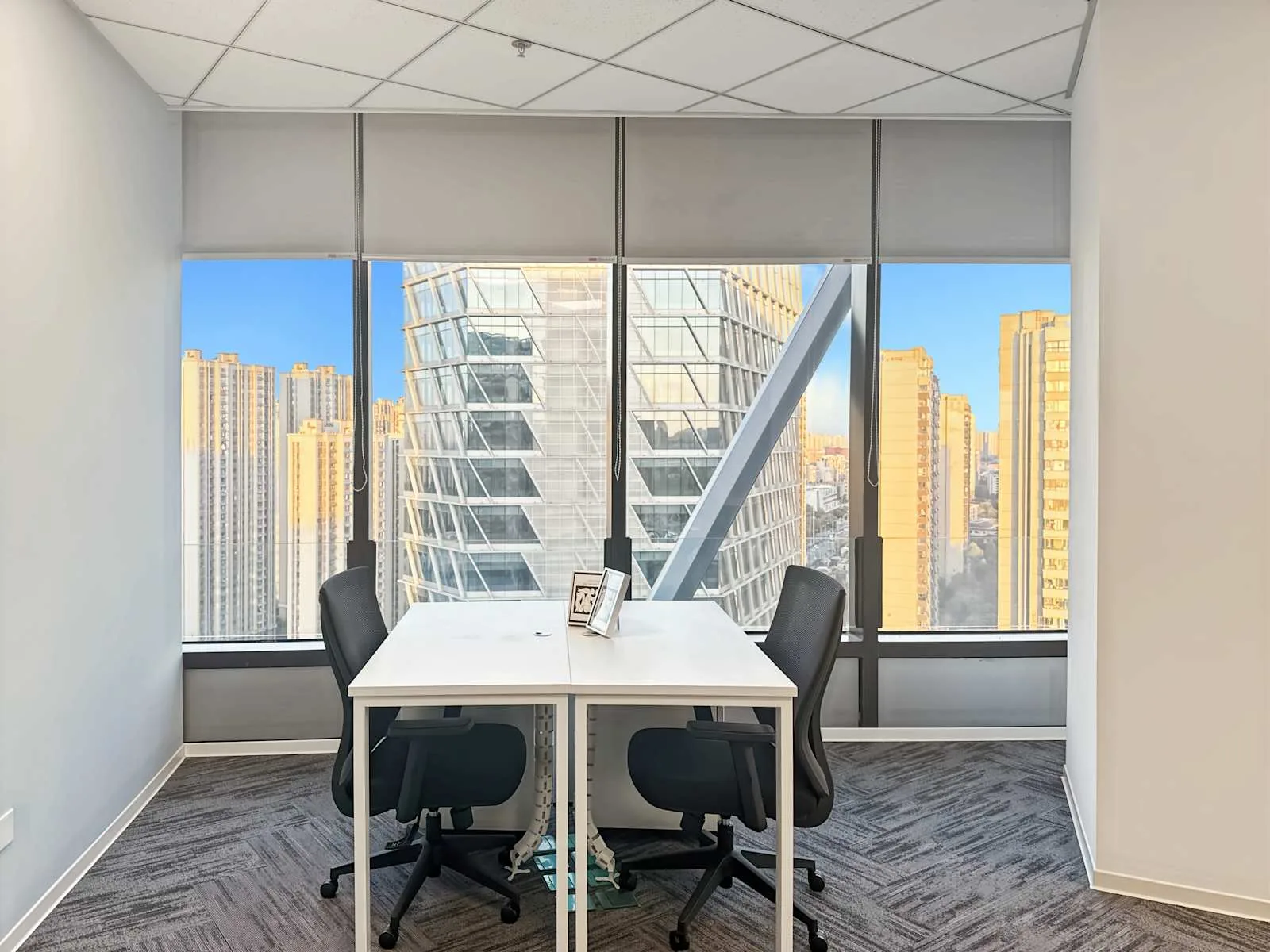 Regus Hefei, Financial Plaza、4个工位的独立办公室、合肥市