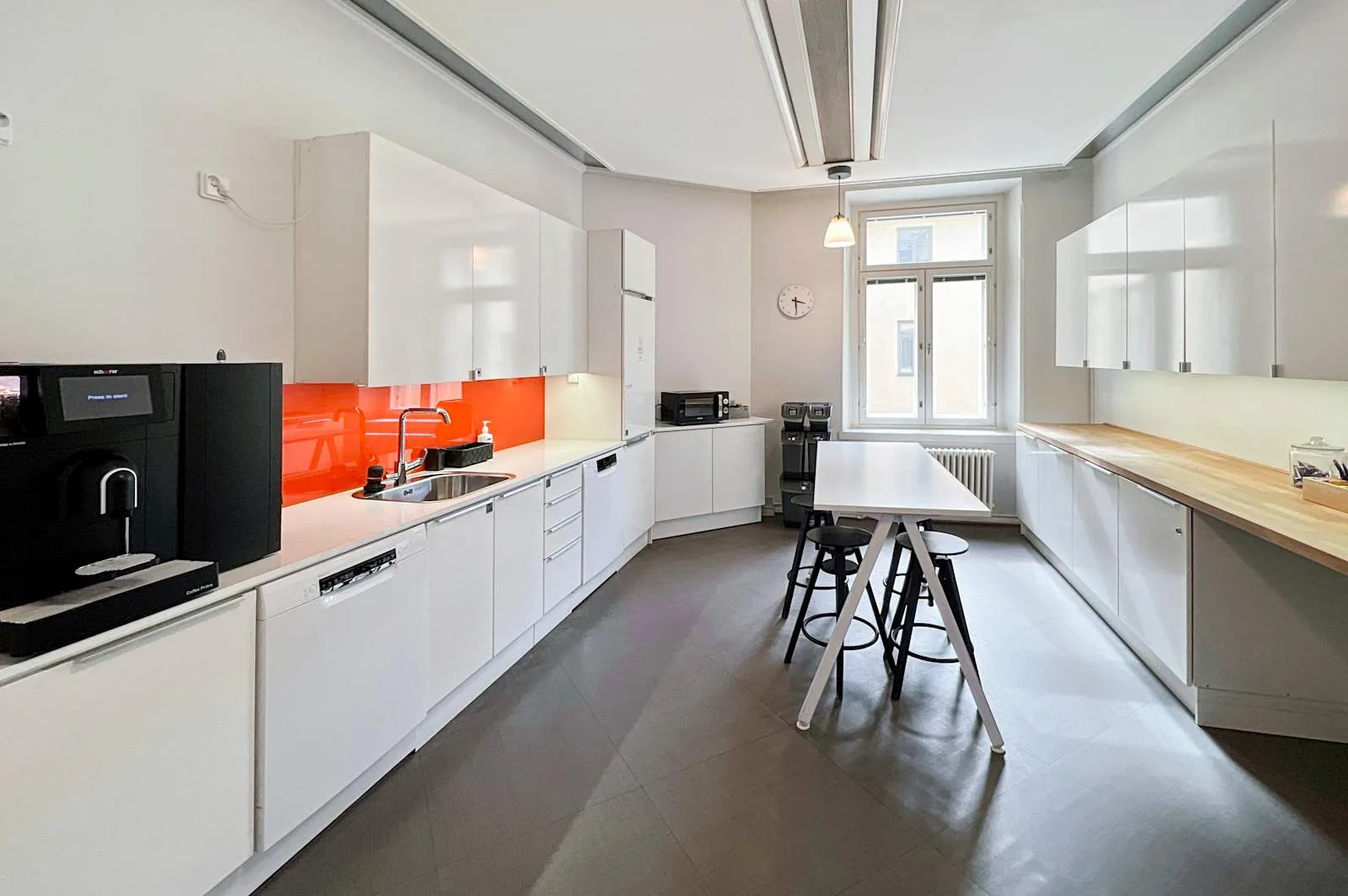 Regus HELSINKI, Luna House, Kitchen, Helsinki