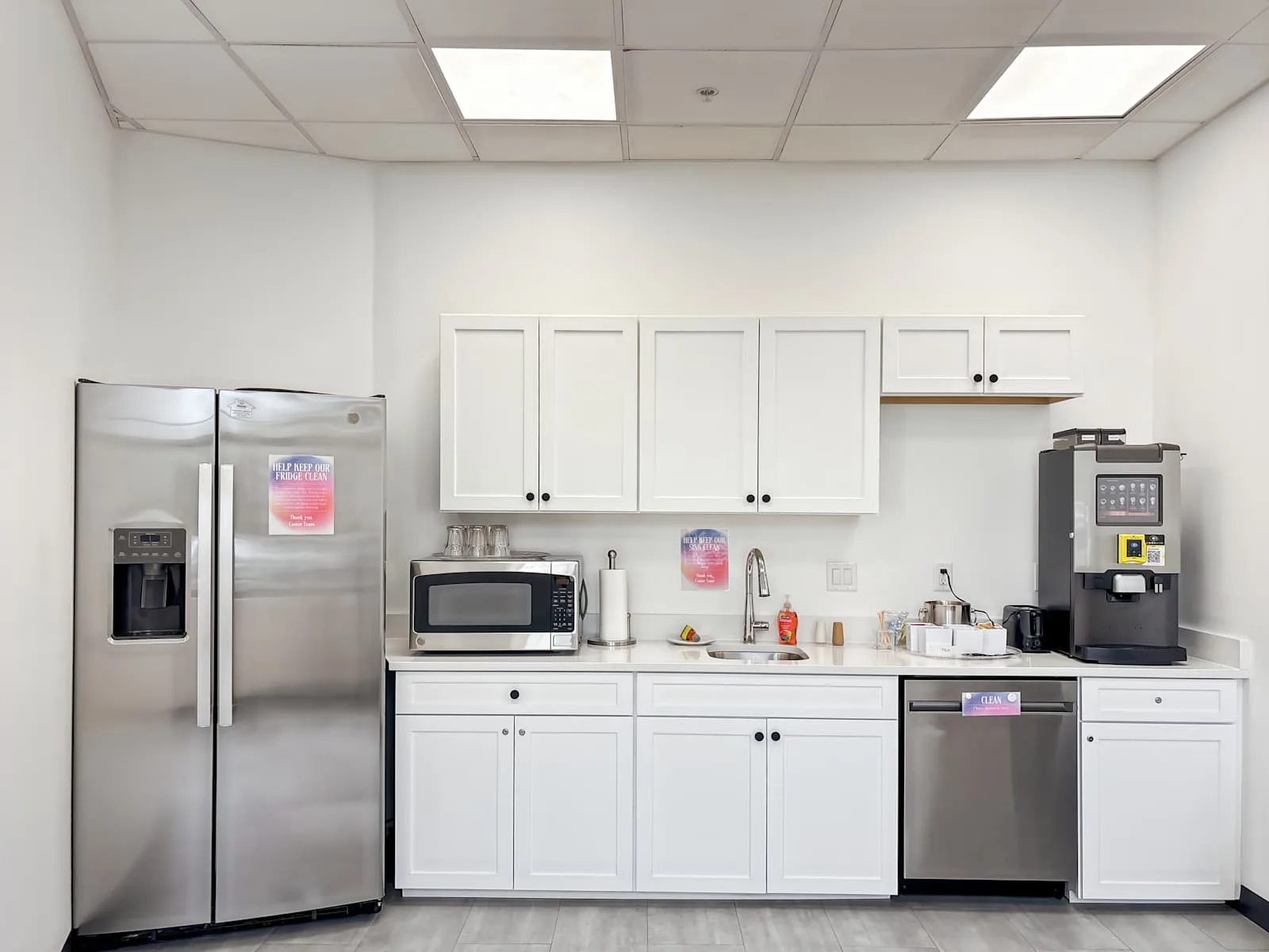 Regus IA, West Des Moines - West Lakes Parkway, Kitchen, West Des Moines, IA