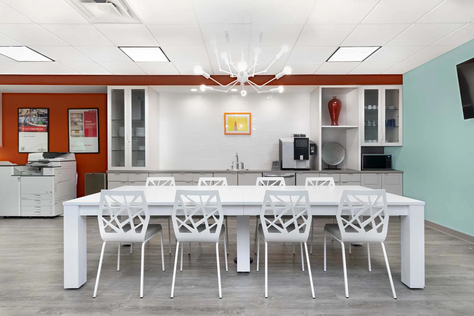 Regus IN, Indianapolis - City Center, Kitchen, Indianapolis, IN