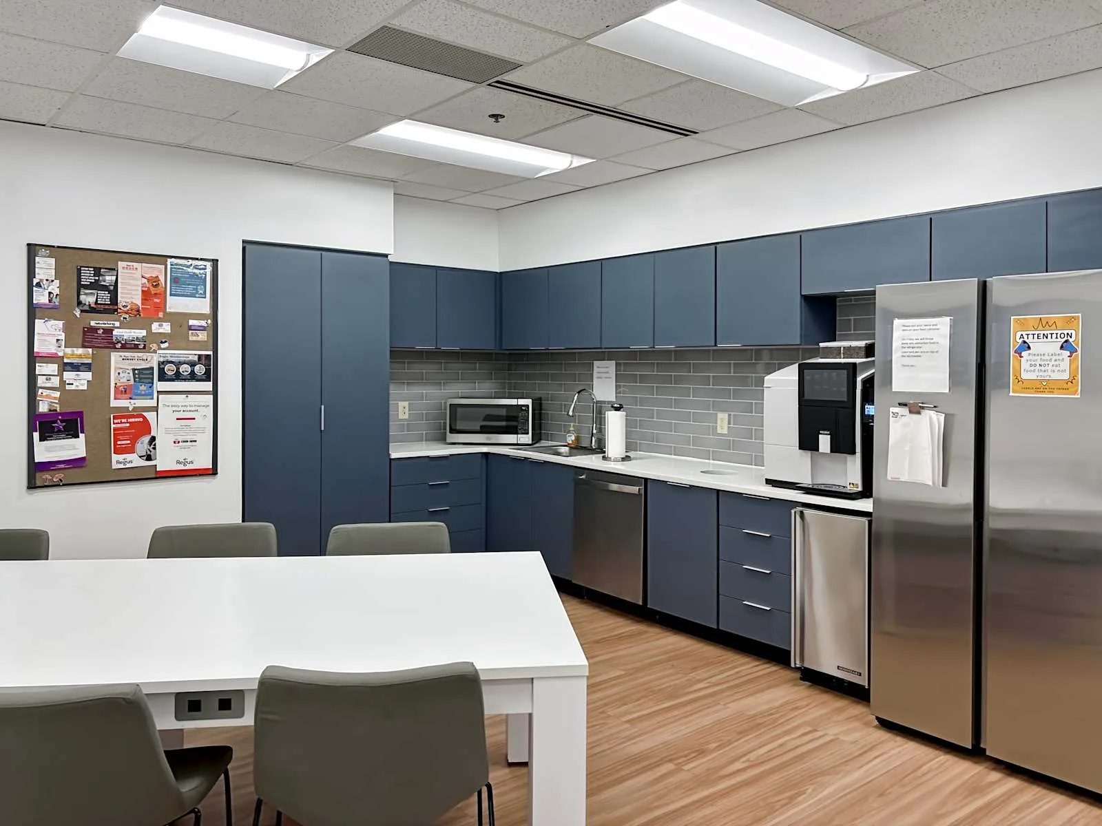 Regus IN, Indianapolis - Keystone Crossing, Kitchen, Carmel, IN
