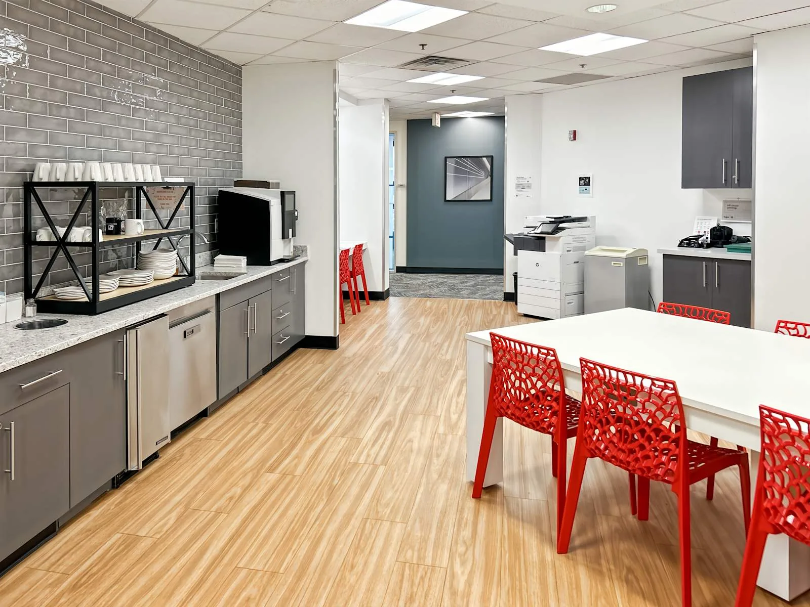 Regus IN, Indianapolis - Parkwood Crossing Center, Kitchen, Carmel, IN