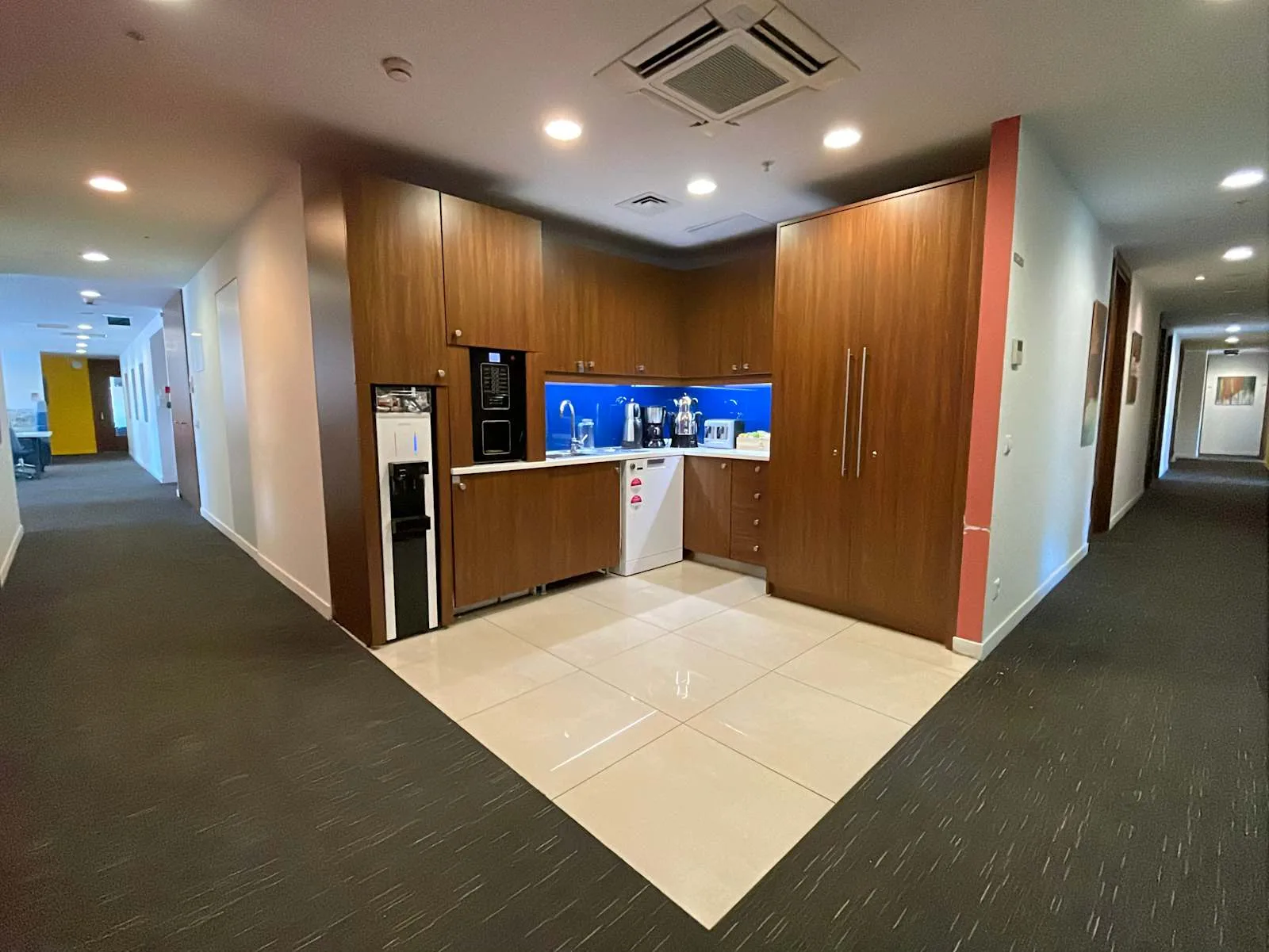 Regus ISTANBUL, Nidakule-TRY, Mutfak, İstanbul