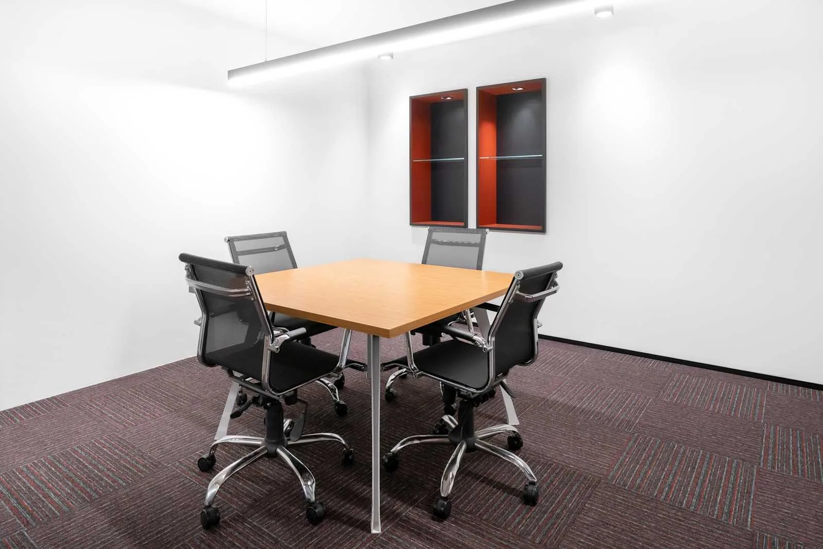 Regus ISTANBUL, Zincirlikuyu, 4 kişilik toplantı odası, İstanbul