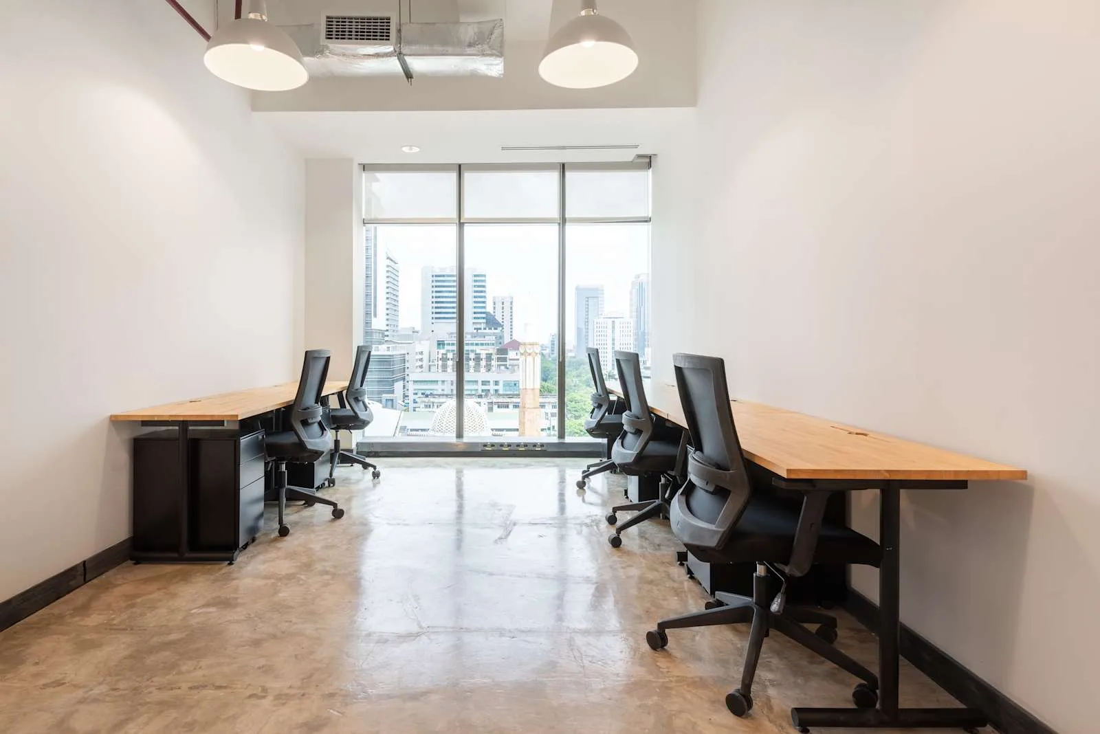 Regus Jakarta, JB Tower, Kantor pribadi dengan 5 meja kerja, Jakarta