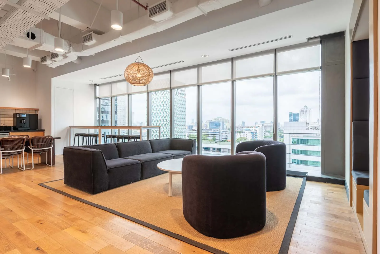 Regus Jakarta, JB Tower, Area santai, Jakarta