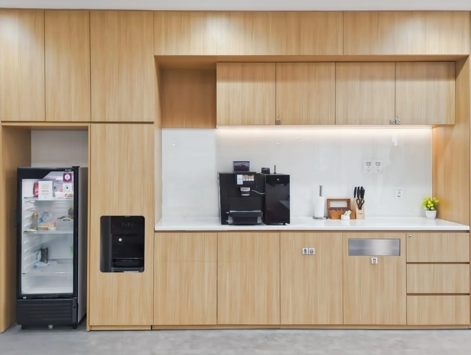 Regus Jakarta, M Center, Dapur, Jakarta