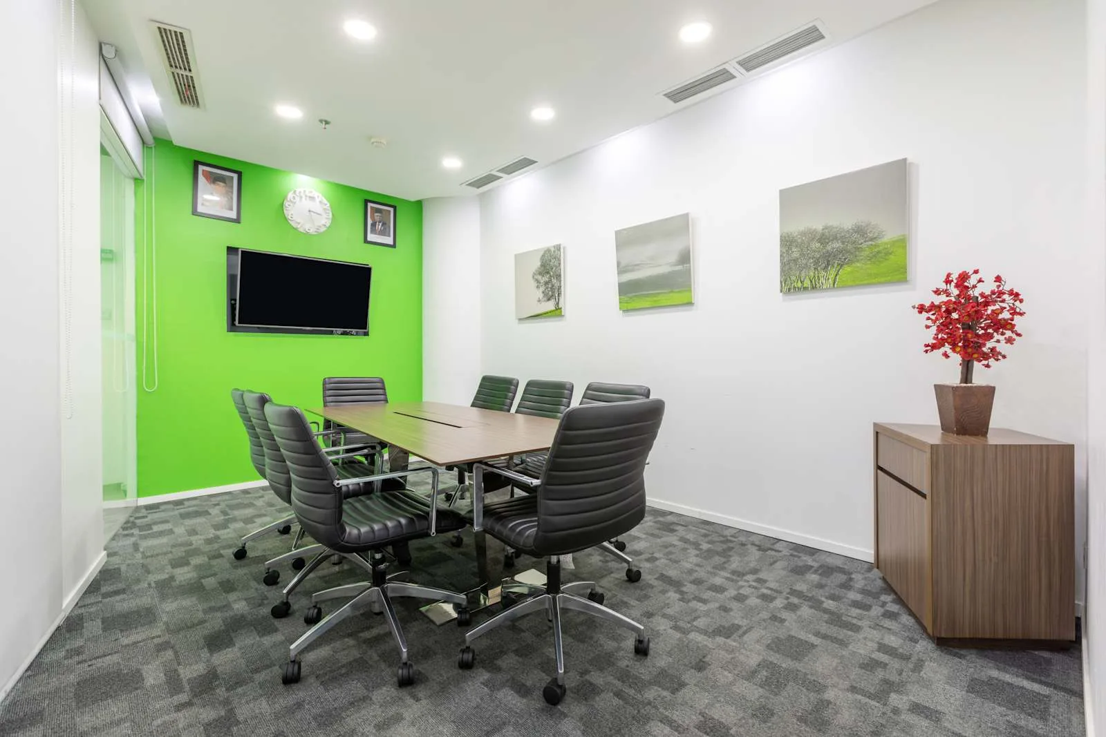 Regus JAKARTA, The Vida, Ruang rapat untuk 7 orang, Jakarta