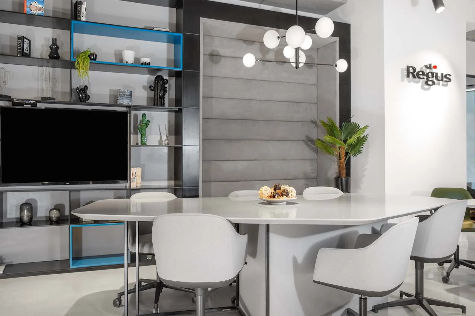 Regus JERUSALEM, Gati, חדר ישיבות ל-6 אנשים, Jerusalem