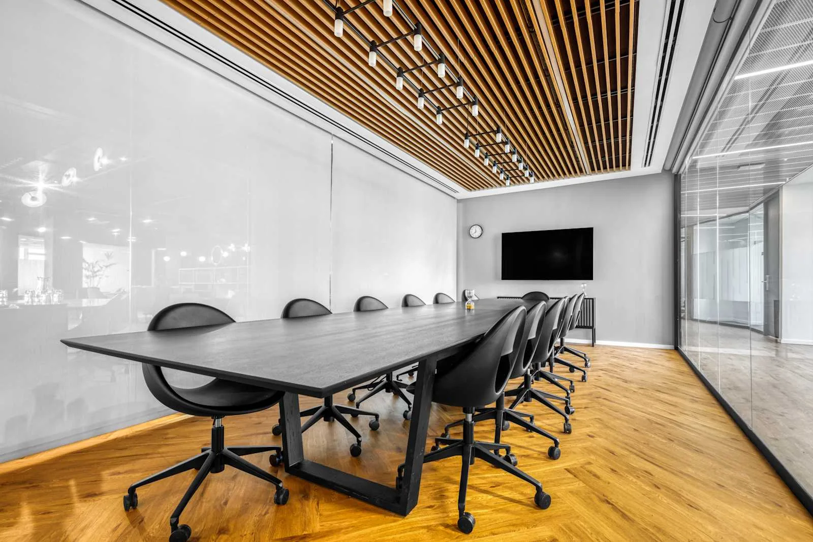 Regus KFAR SABA, O-Tech, חדר ישיבות ל-14 אנשים, כפר סבא