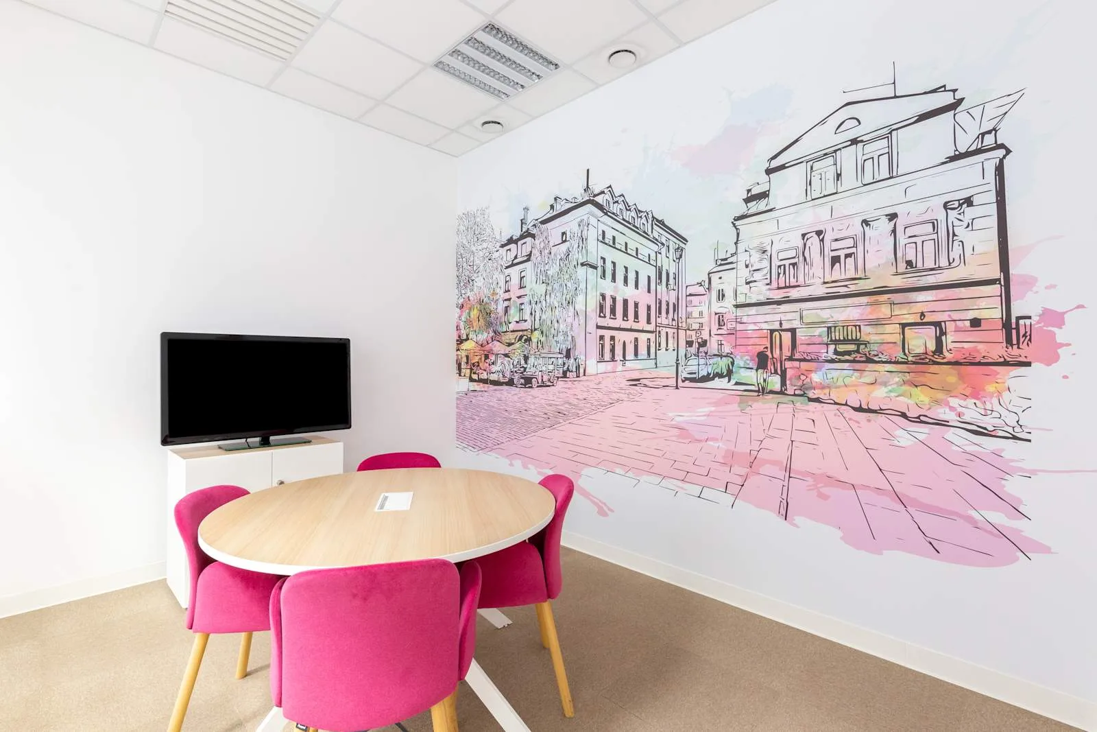 Regus KRAKOW,  Fronton, Meeting room for 4 people, Krakow